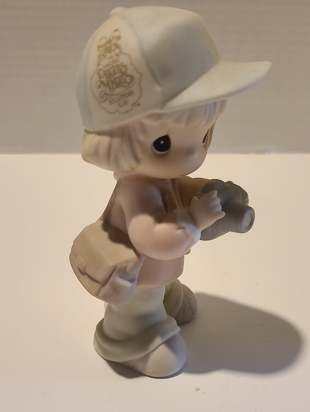 Precious Moments Figurine  With Camera - 1998 Collectors Club